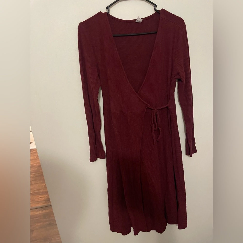 Old Navy Burgundy Tie Dress